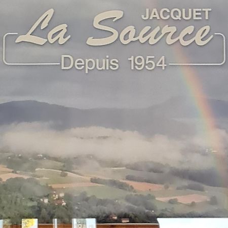 La Source Jacquet Depuis 1954 Hotel Et Studio Saint-Jean-de-Chevelu Экстерьер фото